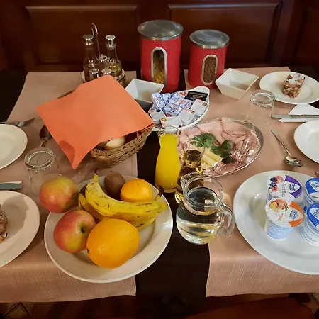 恩卡拉卡尔住宿加早餐旅馆 3* 采尔克尼察