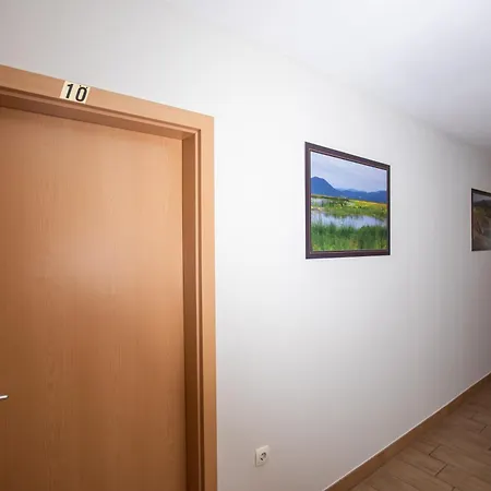 En Krajcar Couette-café Cerknica
