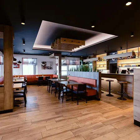 恩卡拉卡尔住宿加早餐旅馆 住宿加早餐酒店 采尔克尼察