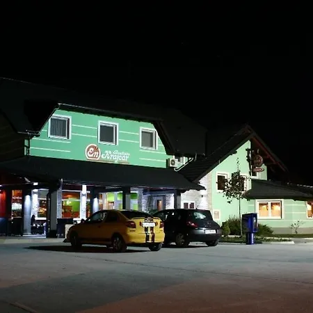 En Krajcar Couette-café 3*