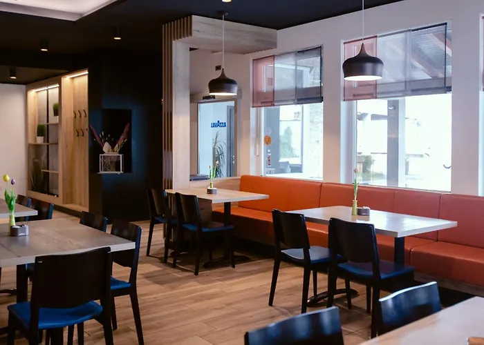 ベッド・アンド・ブレックファスト En Krajcar ツェルクニツァ