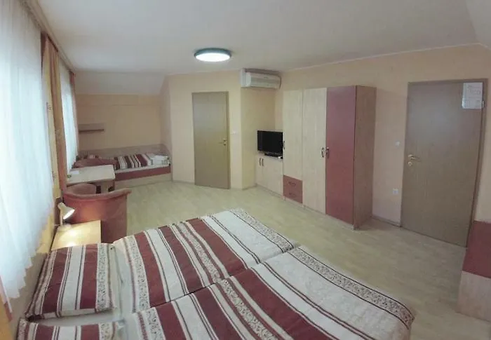 En Krajcar ツェルクニツァ